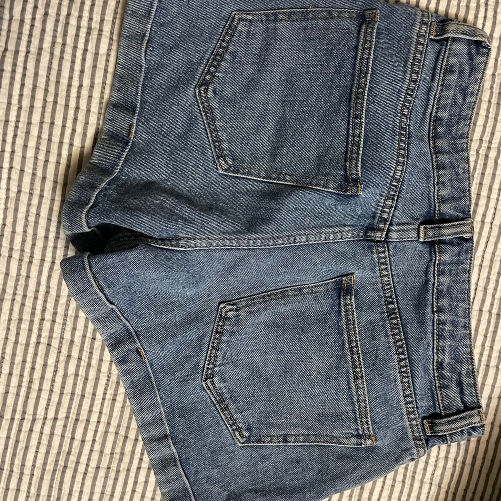 PacSun Mom Shorts Size 26